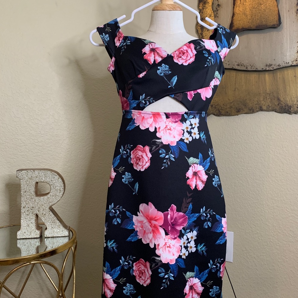 A’Gaci Dress in size Small floral